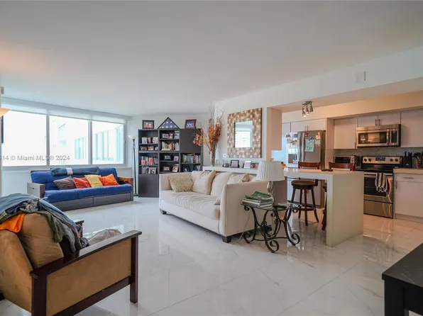 7135 Collins Ave APT 1732, Miami Beach, FL 33141