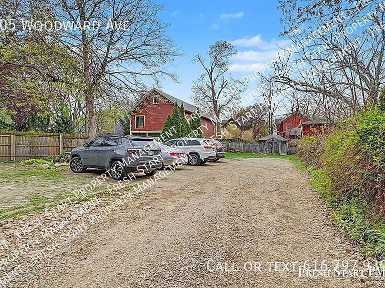 505 Woodward Ave — Photo 30