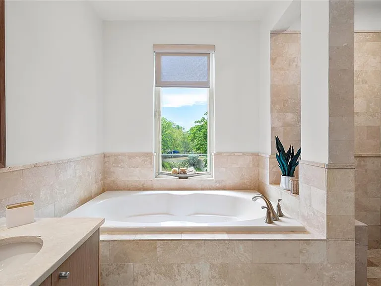 500 Plantation Village Dr #3-208 — Photo 25
