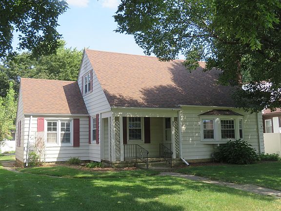 2nd image of 856 E Jefferson St