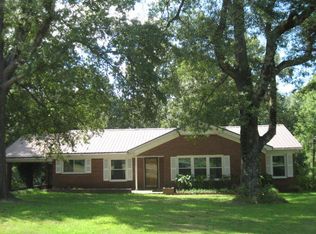 313 Westmoreland Cir, Batesville, MS 38606