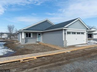 1017 Winsome Way NW, Isanti, MN 55040