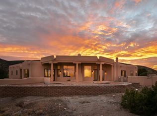 115 Diamond Tail Rd, Placitas, NM 87043