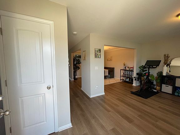 4th image of 3637 Moseley Dr