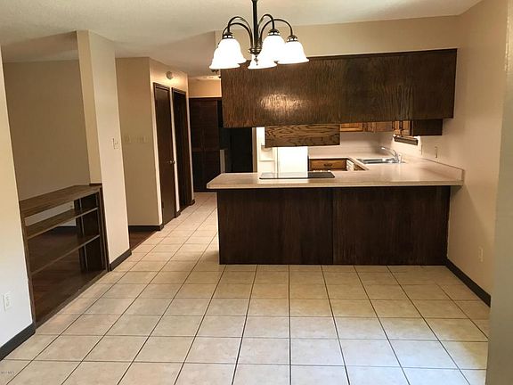 3rd image of 126 Lynne Therese Cir