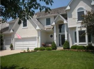 8106 W 129th Ter, Overland Park, KS 66213