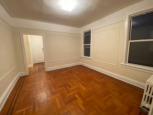 Rented by Amorelli Realty | media 12