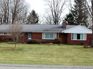 146 Ridgeview Dr, Beaver, PA 15009