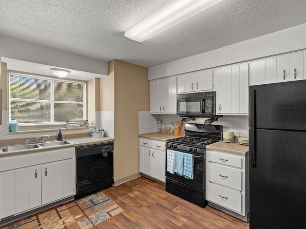 8701 Chestnut Cir #8754-002