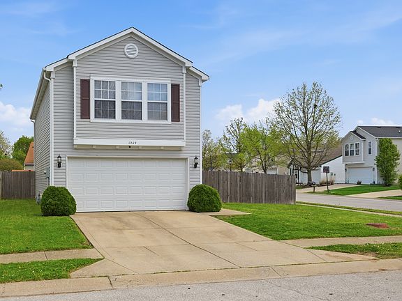 3rd image of 1249 Edgewater Dr