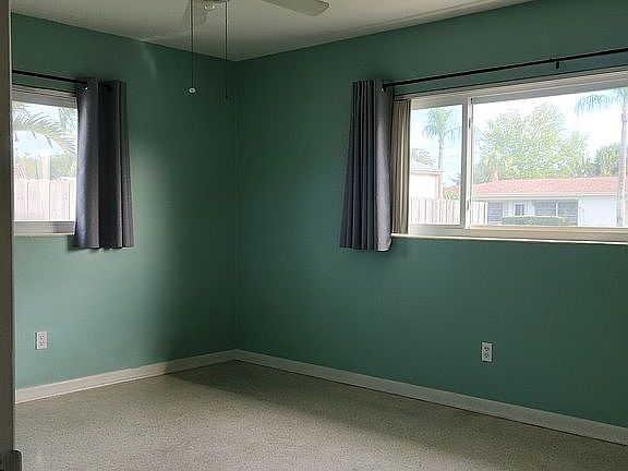 5th image of 1448 Rose St