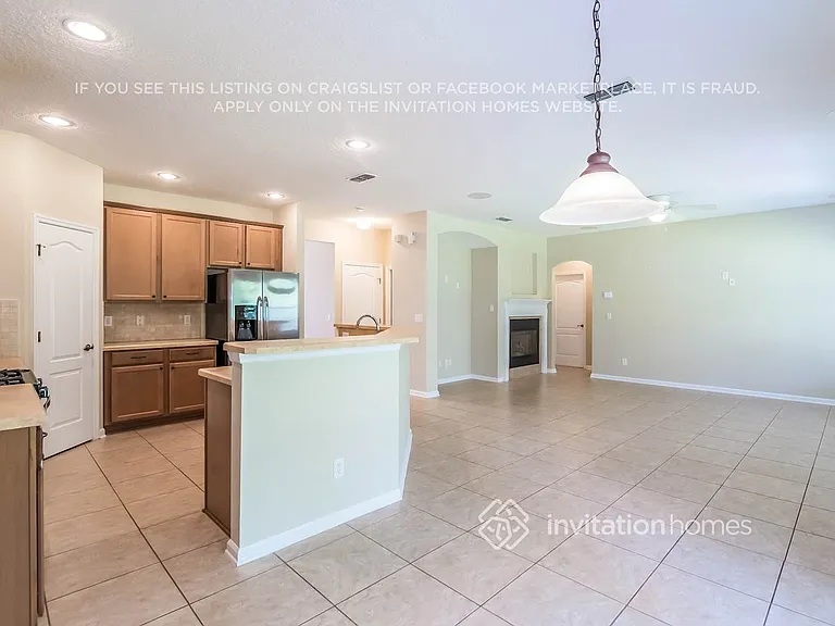 5698 Alamosa Cir — Photo 9
