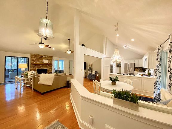 5th image of 1400 Buckhead Dr