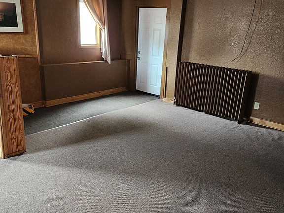 3rd image of 528 Tower Ave #5