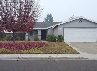 2230 Sycamore St, Selma, CA 93662