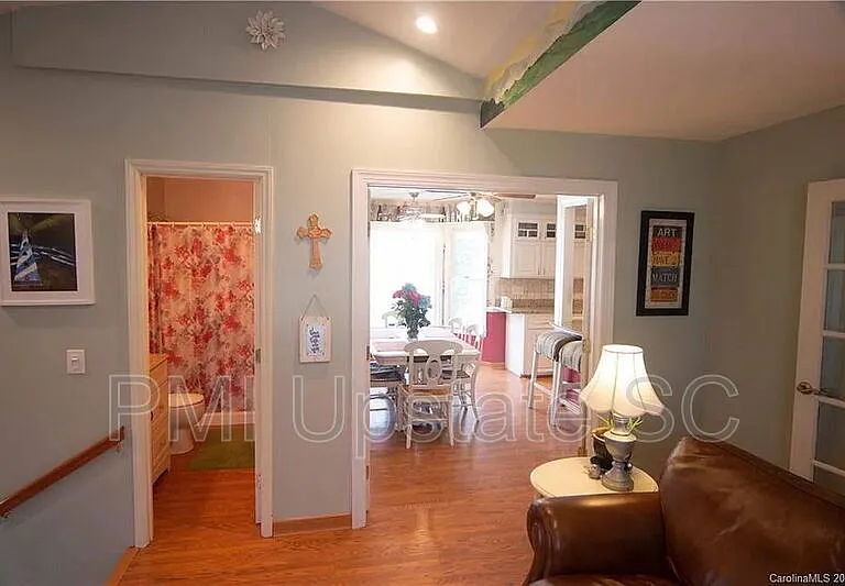 4264 Walnut Ridge Rd — Photo 23