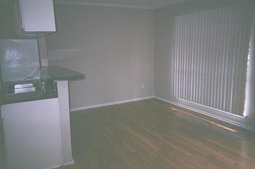 2nd image of 1412 Hawthorne St APT 07