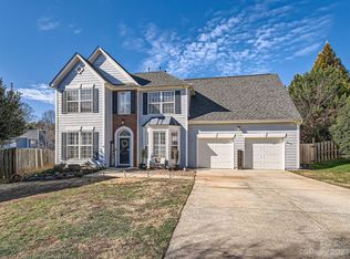 11213 Golden Dr, Charlotte, NC 28216