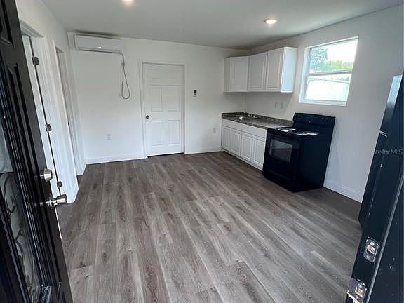 2nd image of 4811 E 10th Ave