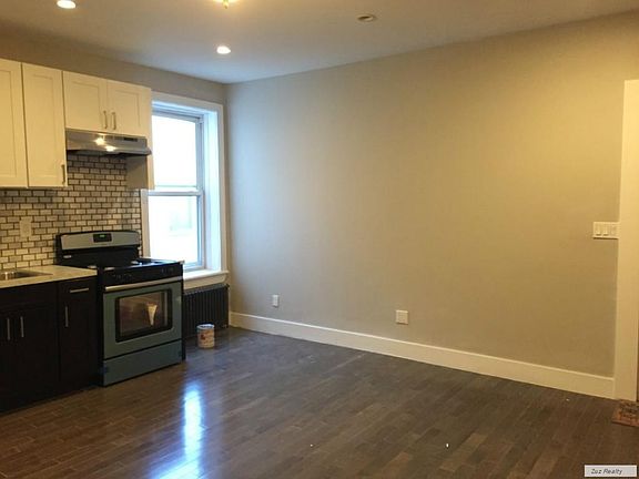 3rd image of 2550 Bedford Ave #D33