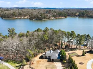 5218 Shirley Rd, Gainesville, GA 30506