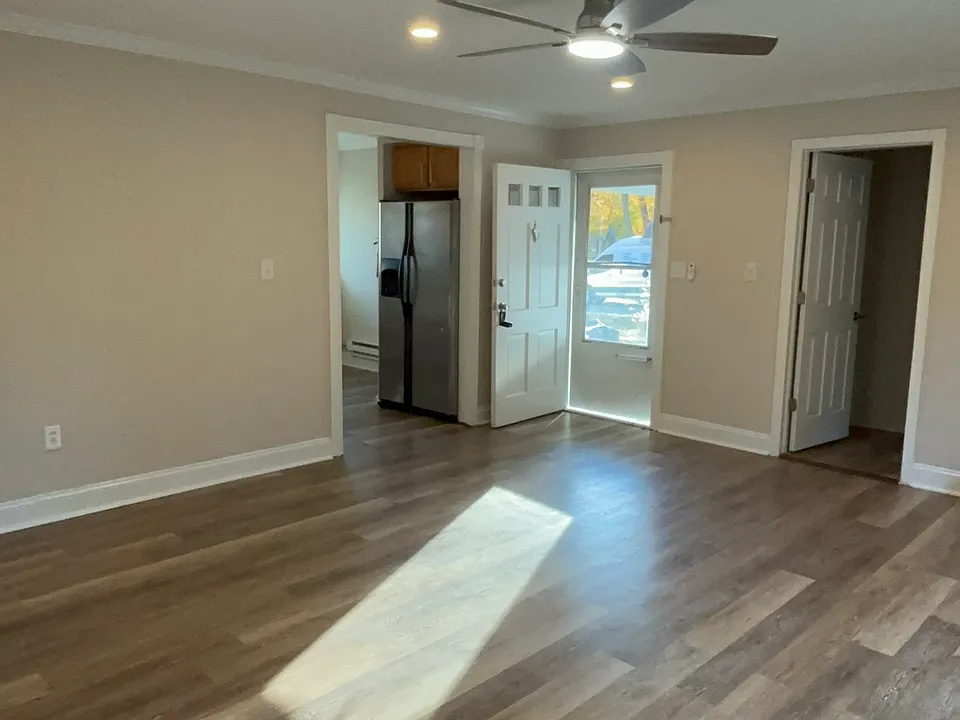 85 Pageant Ln