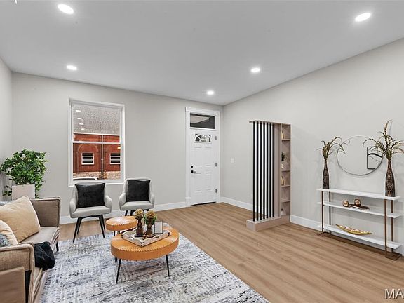 4th image of 3000 Louisiana Ave