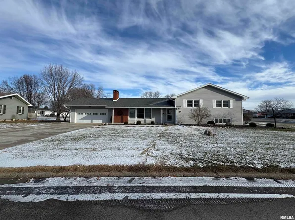 997 Dayton Dr, Galesburg, IL 61401