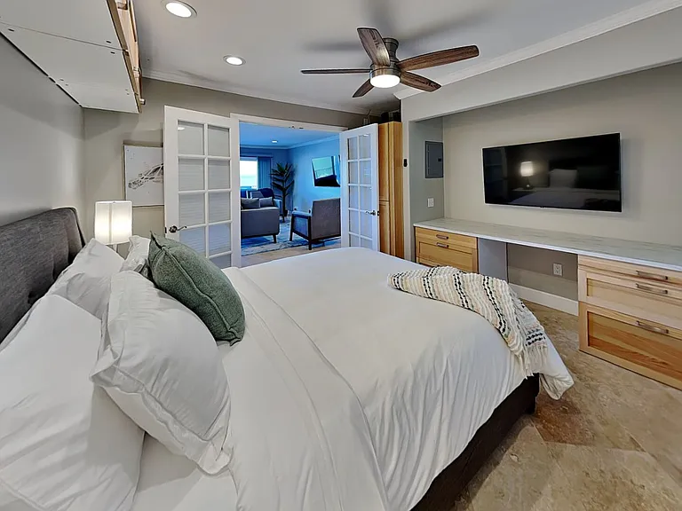 3999 Crown Point Dr #31 — Photo 11