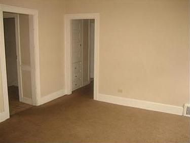 4th image of 17623 Chagrin Blvd