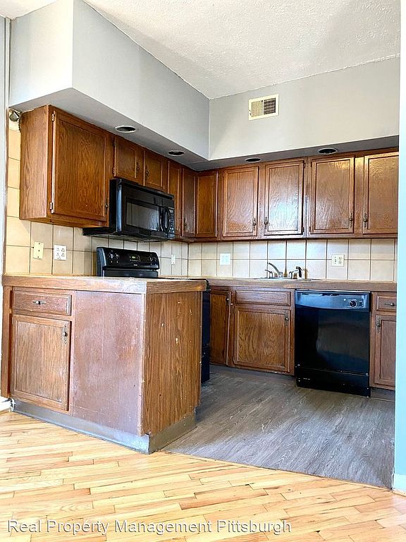 2121 Milligan Ave Apartments, Craigslist Kitchen Cabinets Pittsburgh Italy