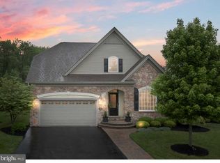 12 Crane Dr, Marlton, NJ 08053
