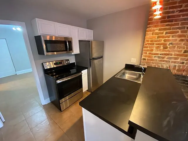 407 Florida Ave NW #B — Photo 8