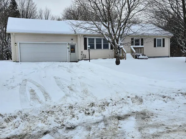 269 Lyndon Heights Drive, Lyndon, VT 05851