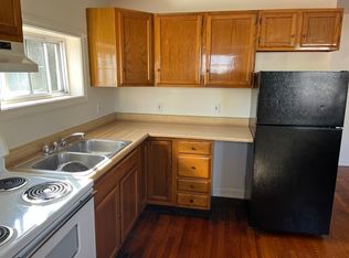 108 Park St #106, Springfield, VT 05156