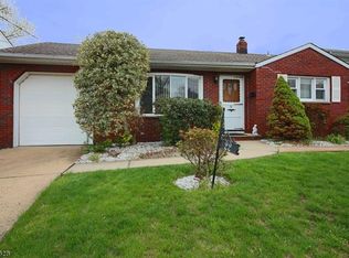 22 Nimitz Pl, Iselin, NJ 08830