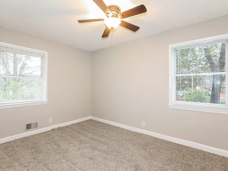 627 Grayson Pkwy — Photo 11