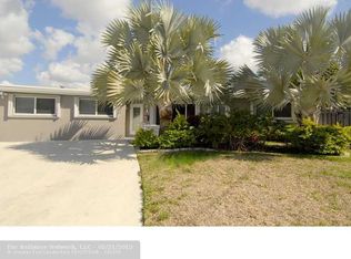 141 SE 14th St, Pompano Beach, FL 33060