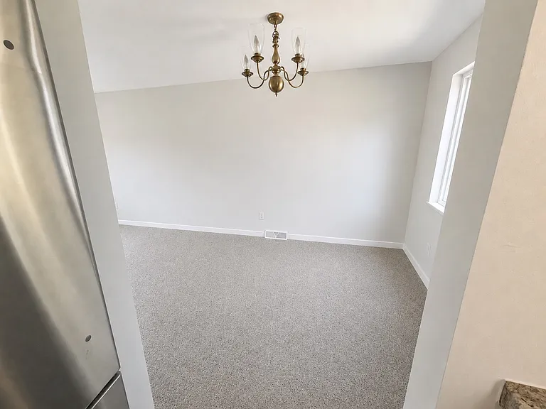 5902 S Ironton Ct — Photo 5