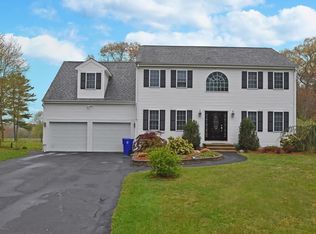 454 Richmond St, East Taunton, MA 02718