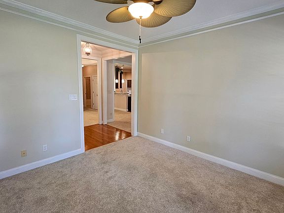 5th image of 1520 Carrolton Way