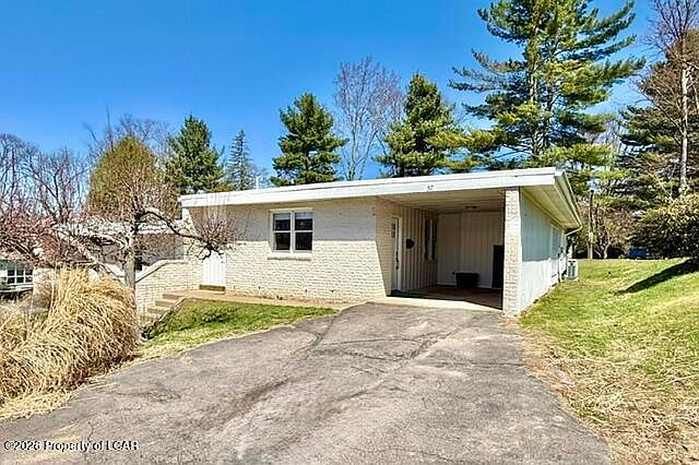 1st image of 57 Birch Hill Ln