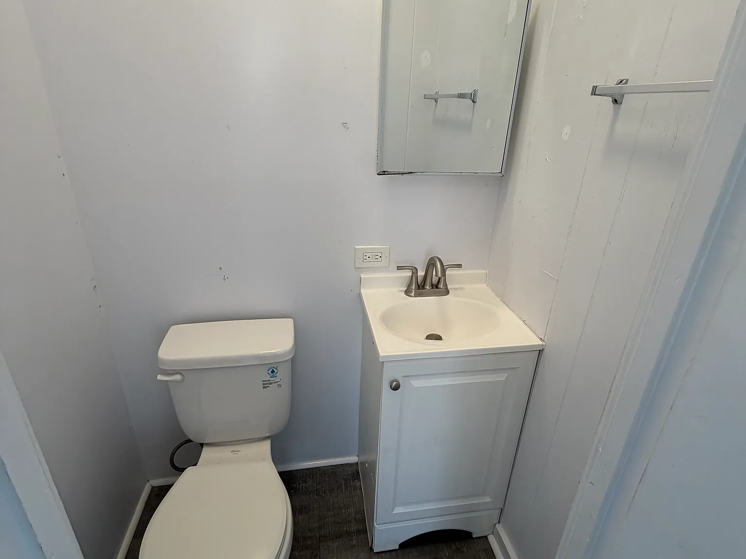 4 bed, 1.5 bath, 825 sqft, $3,100 — Photo 4