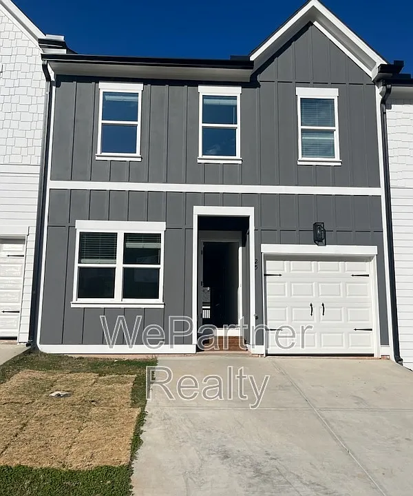 21 Sandstone Dr