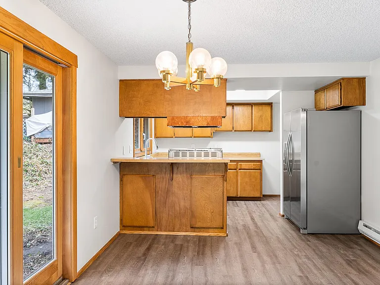 5012 NE 1st Ct — Photo 16