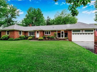 350 New Rd, East Amherst, NY 14051