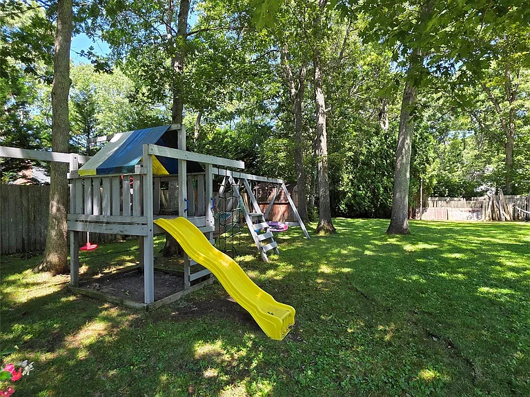 38 Glenridge Ave — Photo 8