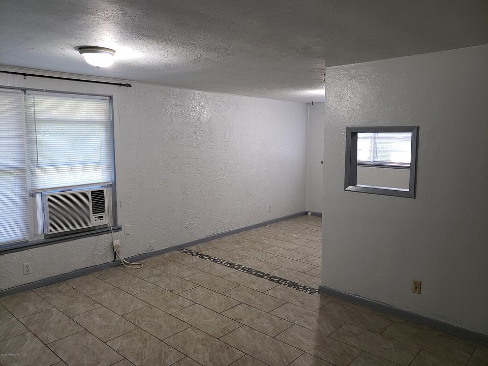 1st image of 7936 Hare Ave #1