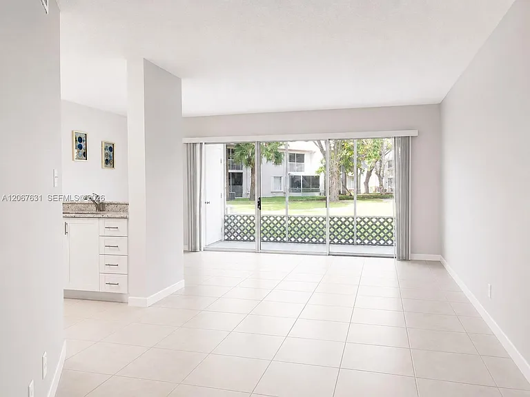 9221 SW 138th Pl #9221 — Photo 3