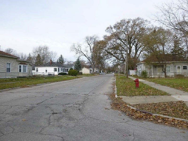 2nd image of 1021 Williams St